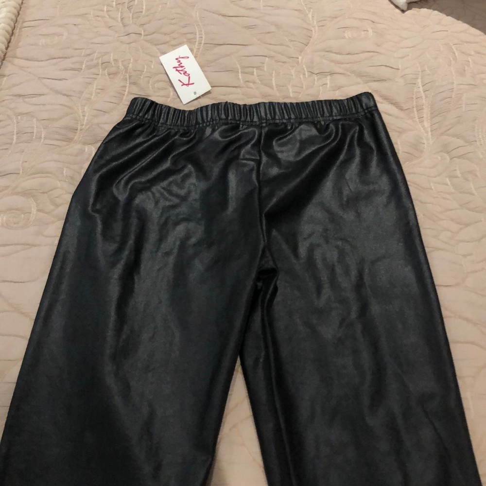 Small/medium Shiny Black Leggings